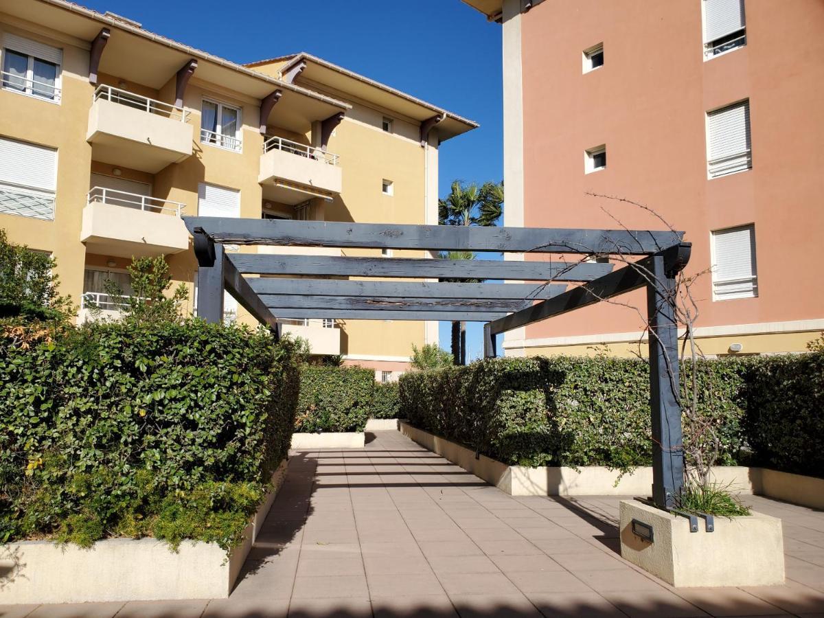 Port Frejus Rives Latines Studio Cabine 30 M2 4 Pe Zewnętrze zdjęcie